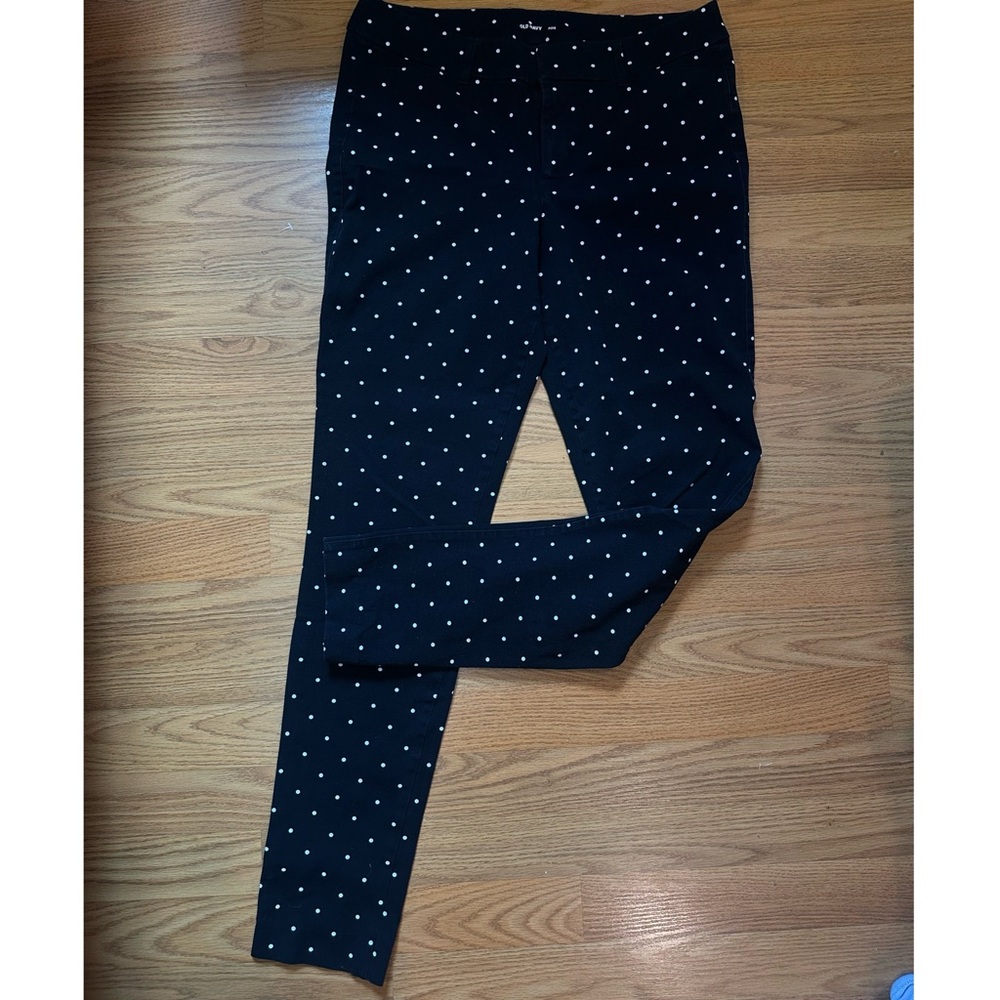 Old Navy pixie Black Polka Dot Pants size 10Tall